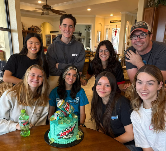 Fuel the Crew! 🍕🥤