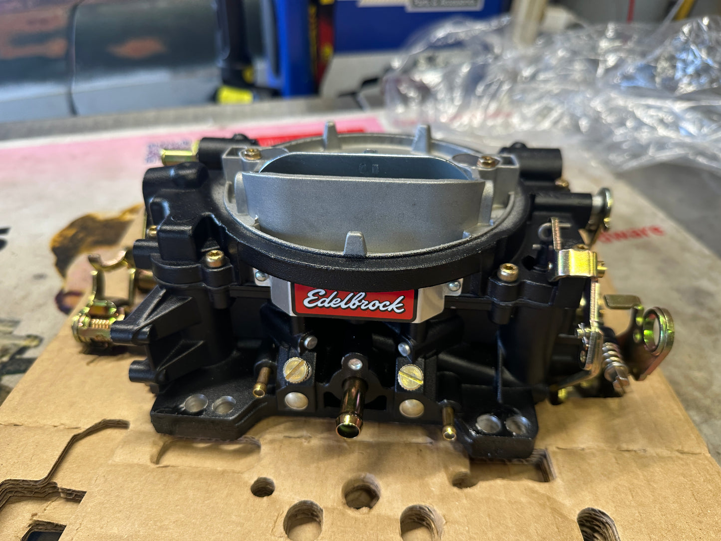 Edelbrock 1406 600CFM Electric Choke, Ready to bolt on