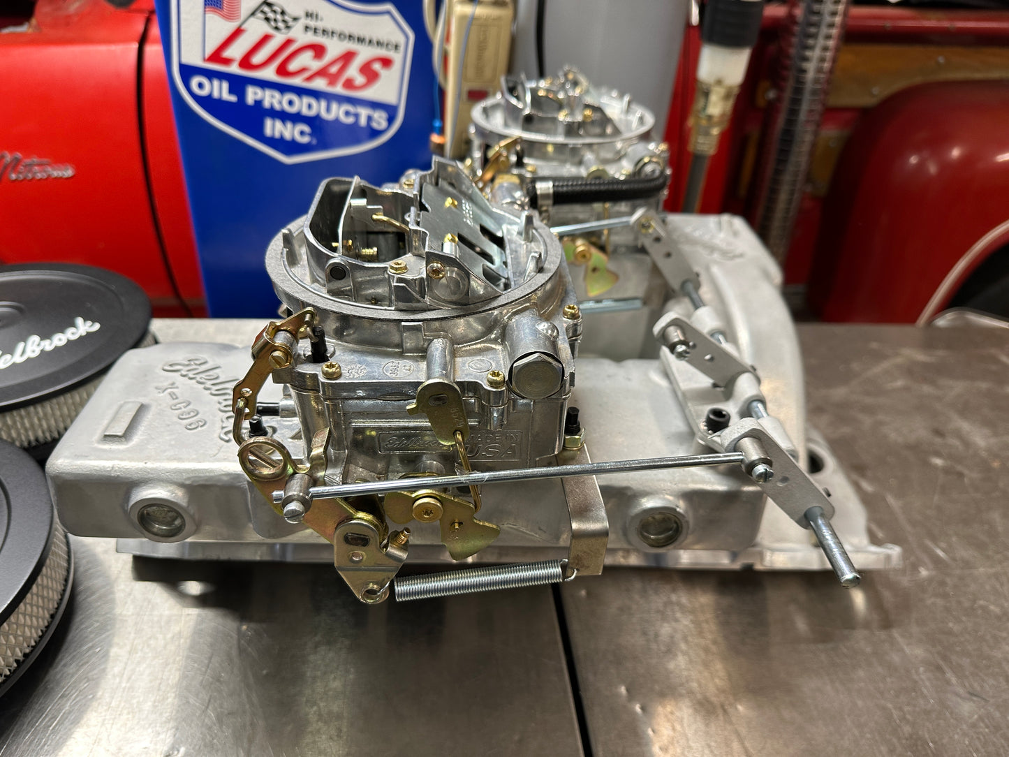 Cross-ram for a Big Block Chevy